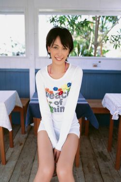 小莹客厅激情46章至51章视频